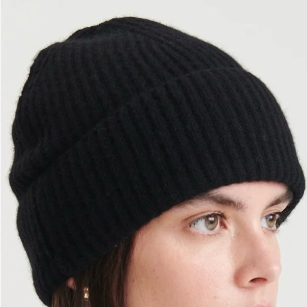 NAADAM Signature Cashmere Ribbed Beanie - Picture 3 of 4